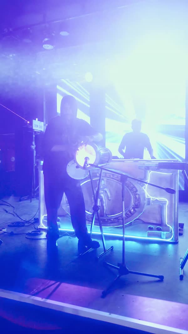 VIDEO