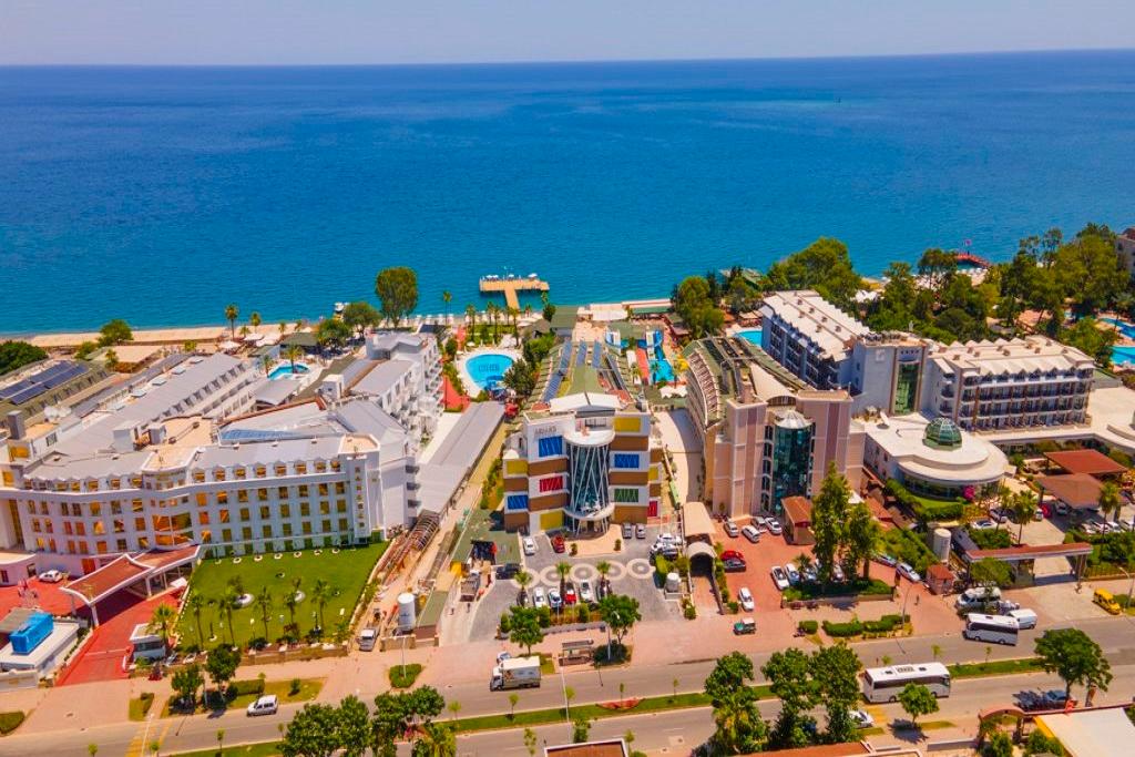 Armas Beach genel